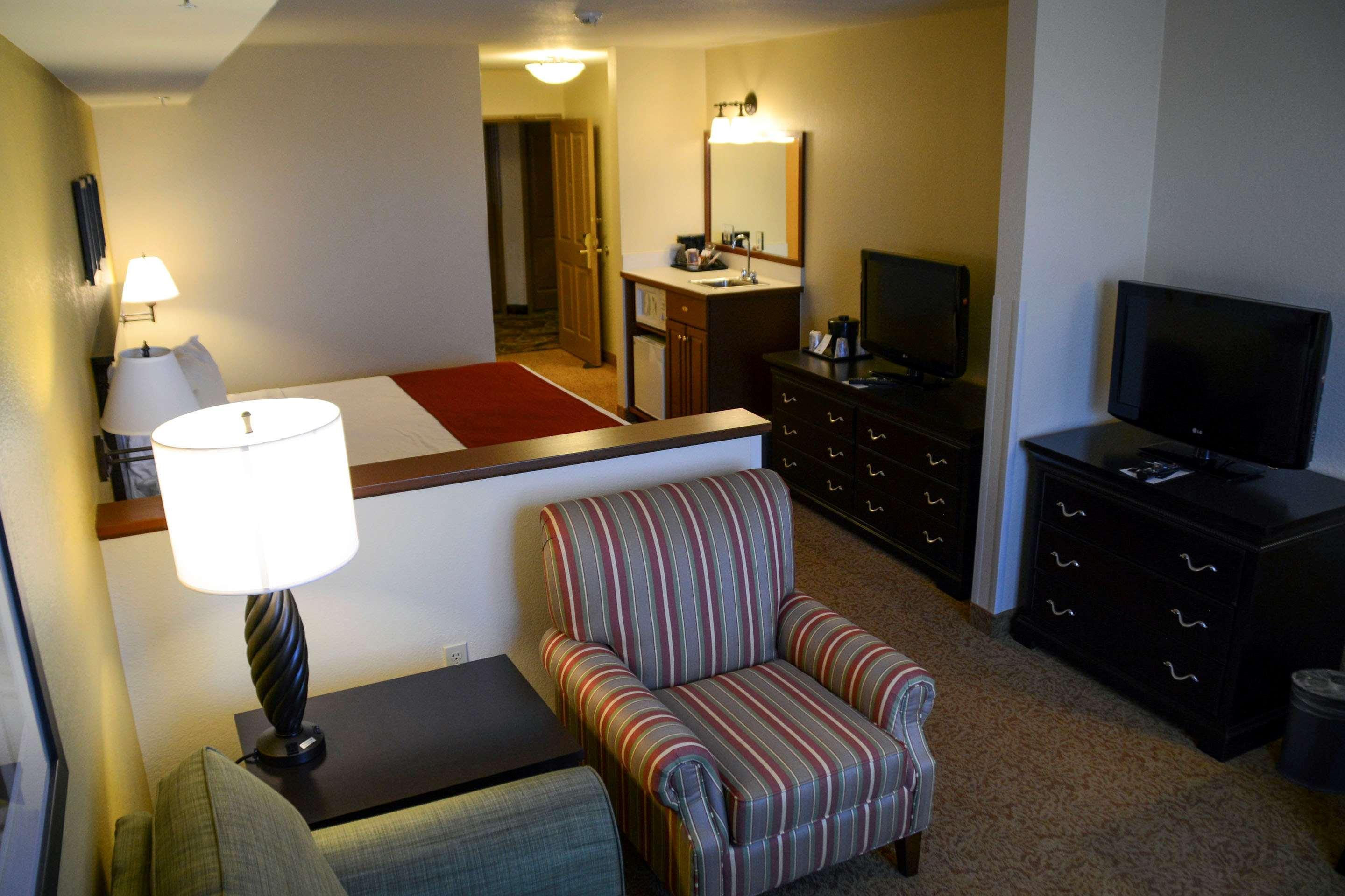 Country Inn & Suites By Radisson, Dundee, Mi Exterior foto